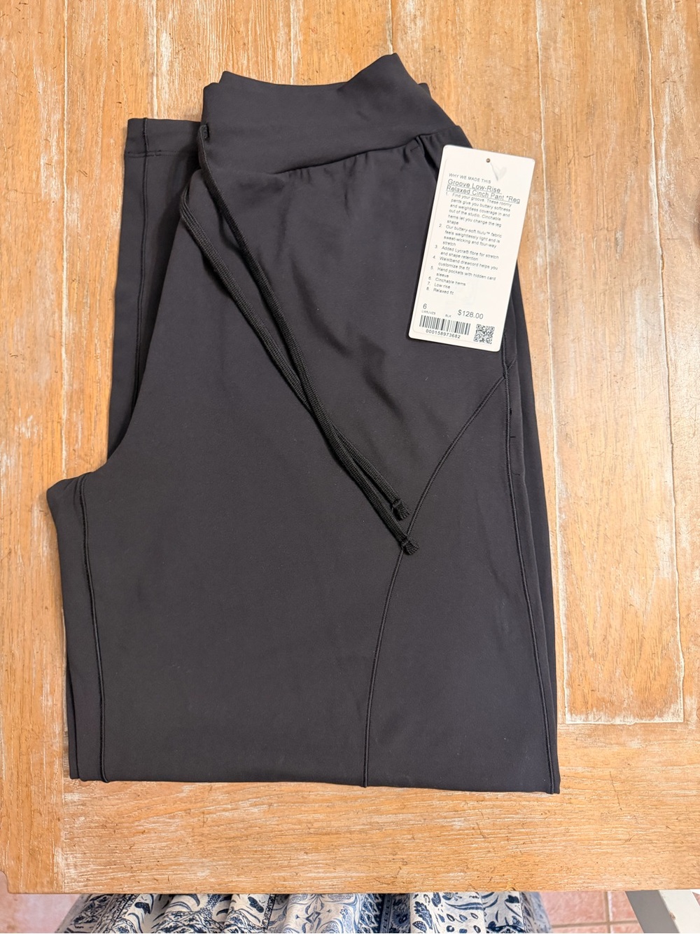 lululemon athletica Black Drawstring Wide-Leg Track Pants - Picture 7 of 8